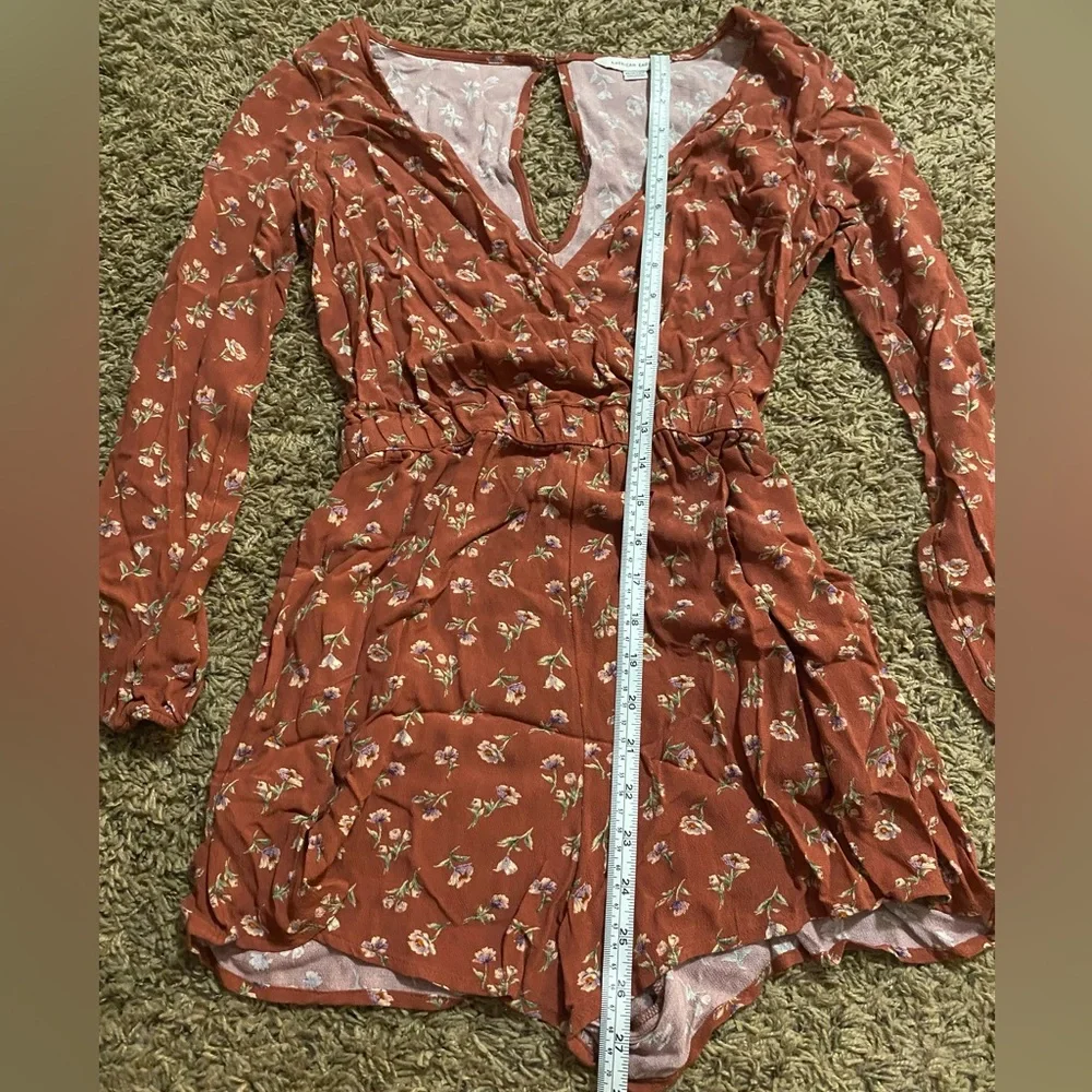 Women’s American Eagle Floral Romper - Picture 7 of 7